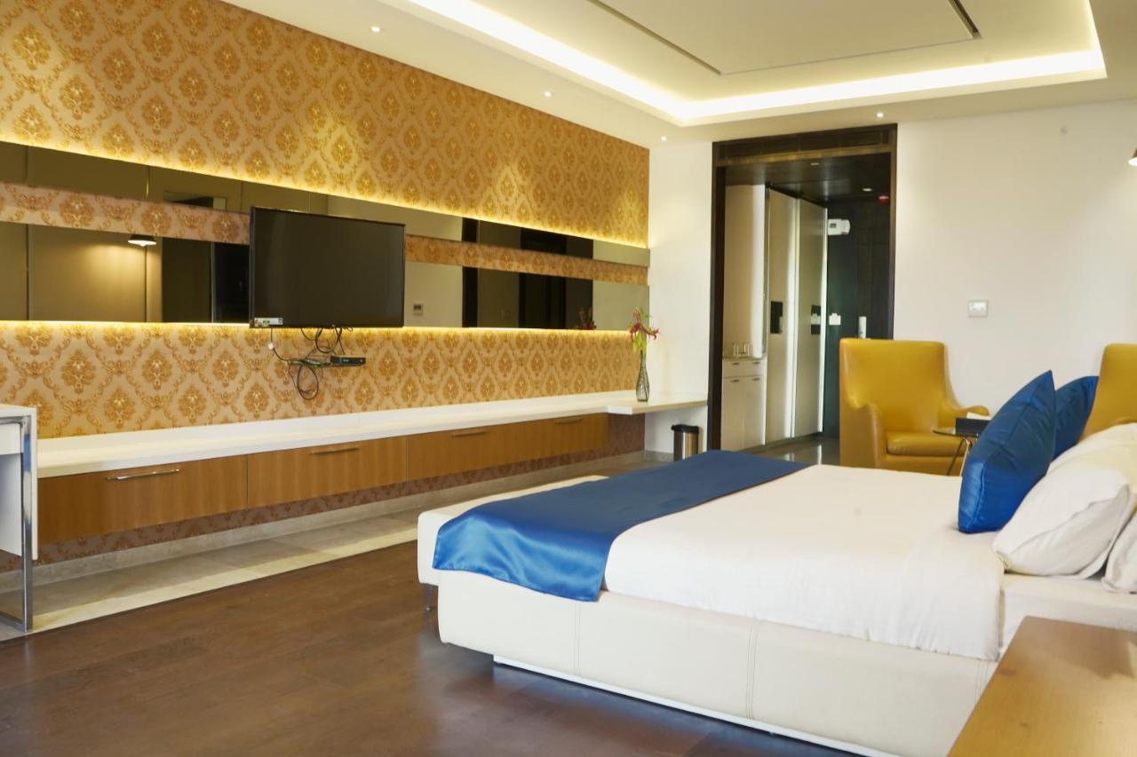 Bngv Mystic Premier Hotel Bangalore Eksteriør bilde